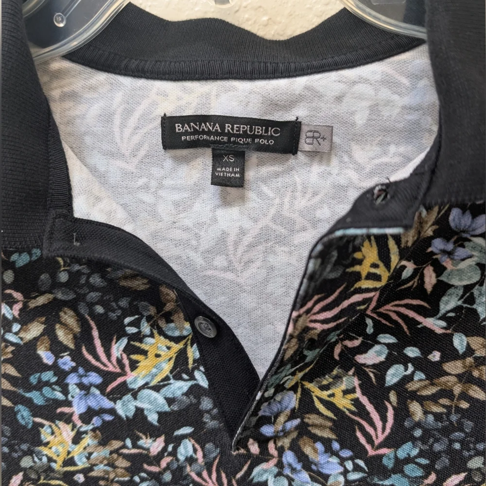 Banana Republic Performance Pique Multi Colored Leafy Print Polo Size XS